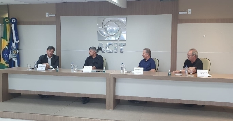 ACIT recebe presidente da Ânima/Unisul e conhece projetos da Universidade