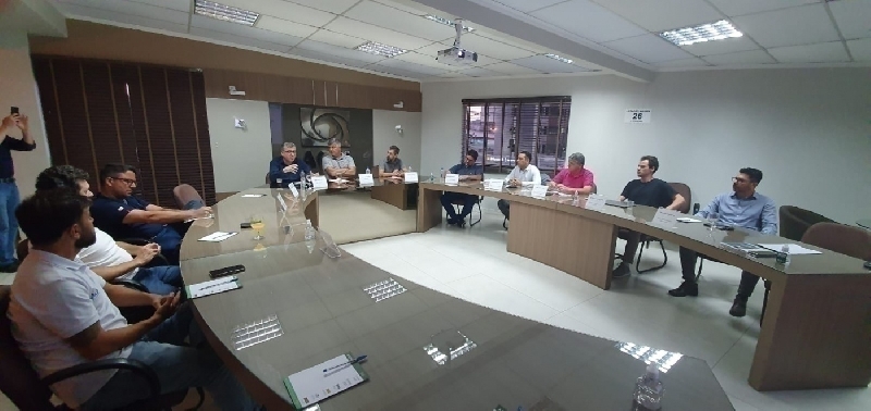 Vice-prefeito de Tubarão apresenta adequações administrativas na ACIT
