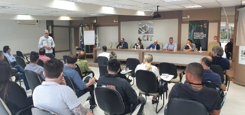 Entidades apoiam empresas que foram acometidas pelas chuvas