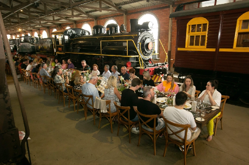 3º Festival Gastronômico: Experiência gastronômica inova com restaurante sem paredes no Museu Ferroviário