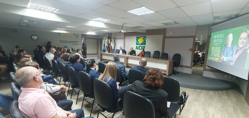 Liderança Empática nas Organizações foi tema de evento na ACIT