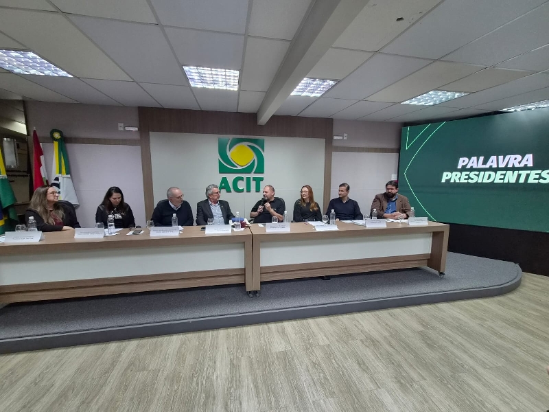 ACIT recebe lideranças empresariais da região em reunião da FACISC