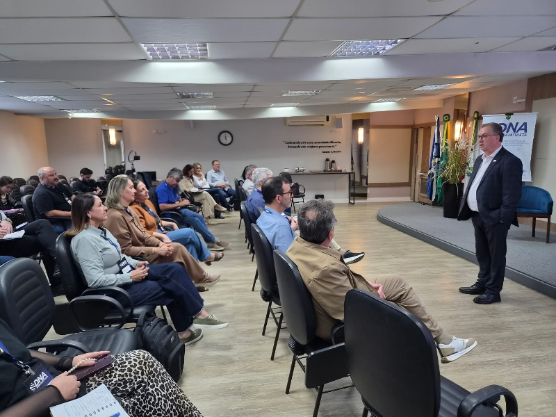 Programa DNA Associativista recebe presidente da FACISC  